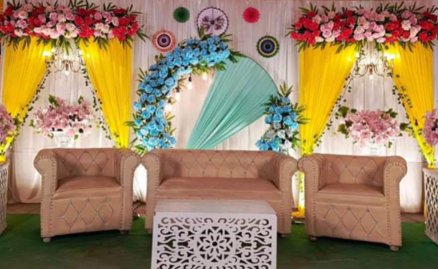 গায়ে হলুদের স্টেইজ